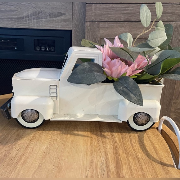 Other - Floral white truck table center piece farm house rustic